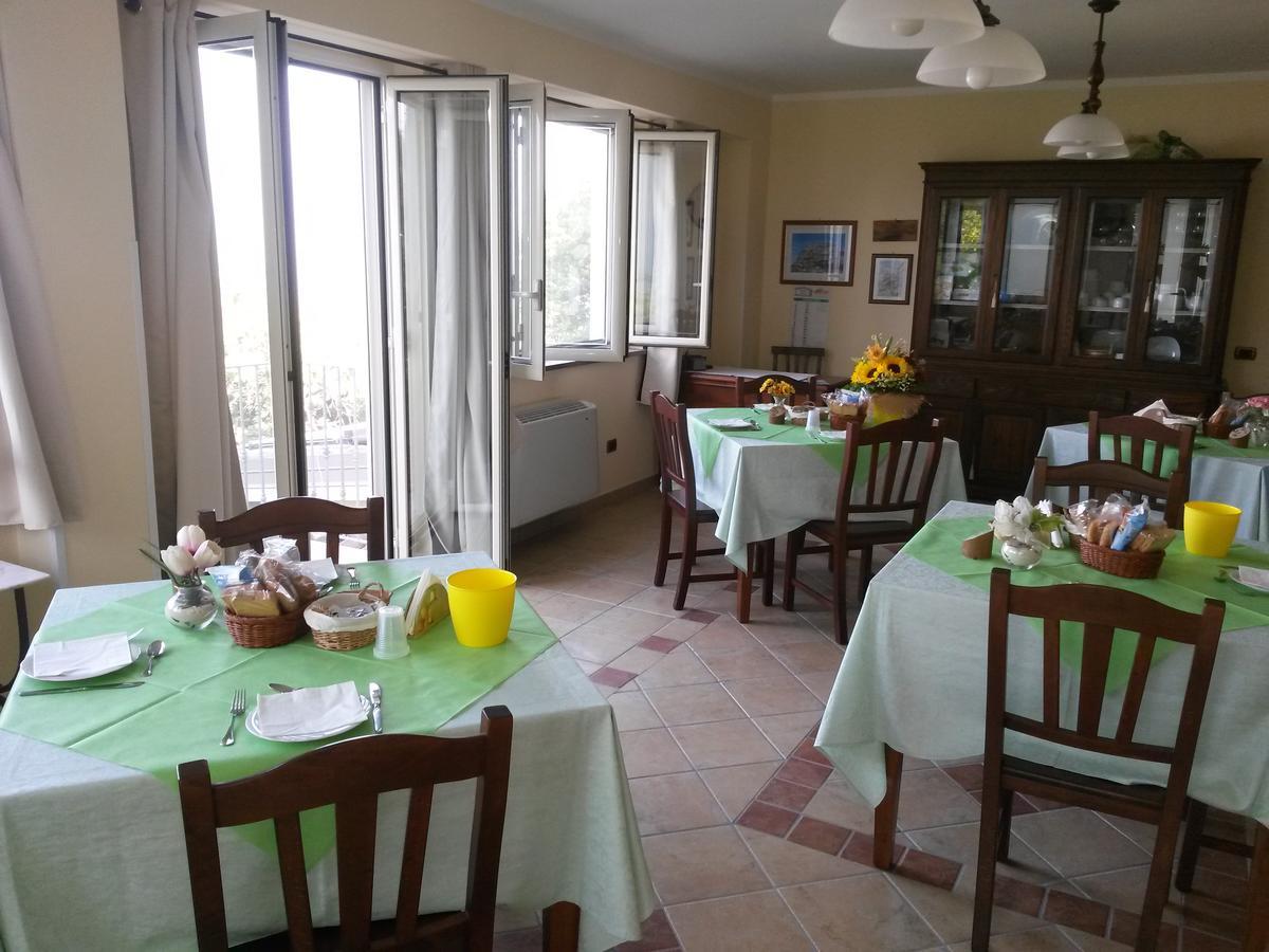 B&B L'Eucalipto Paola Exterior photo