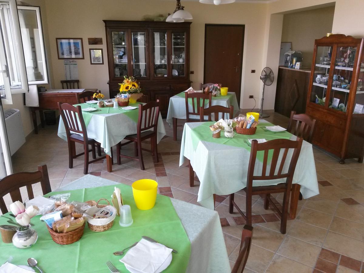 B&B L'Eucalipto Paola Exterior photo